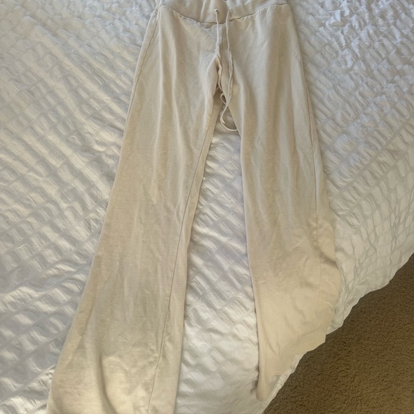 SOLD 🤍 - Picture 4 of 4